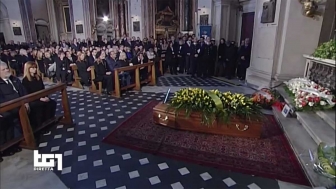 Roma - Nella chiesa degli artisti a piazza del Popolo i funerali di Fabrizio Frizzi