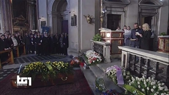Roma - Nella chiesa degli artisti a piazza del Popolo i funerali di Fabrizio Frizzi