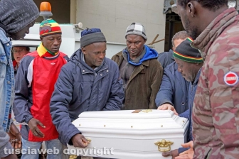I funerali di Fatma Nguirane