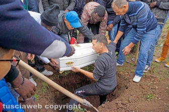 I funerali di Fatma Nguirane