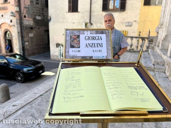 Orte - I funerali di Giorgia Anzuini
