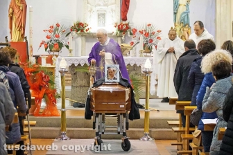 Corchiano - I funerali di Giuliano Magrini
