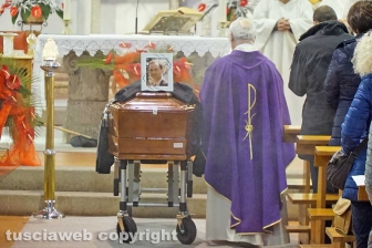Corchiano - I funerali di Giuliano Magrini