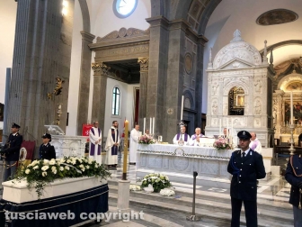 Il funerale di Leonardo Cristiani