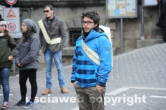 Un ragazzo con la fascia