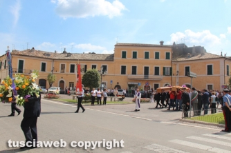 San Lorenzo Nuovo - I funerali di Lisei e Papini
