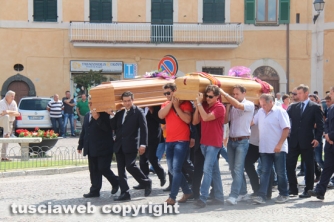 San Lorenzo Nuovo - I funerali di Lisei e Papini