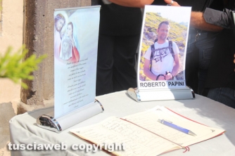 San Lorenzo Nuovo - I funerali di Lisei e Papini