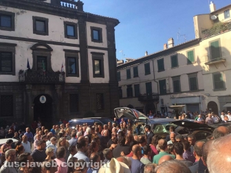 Vetralla - I funerali di Luciano Di Gregorio e Luigina Graziani