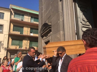 Vetralla - I funerali di Luciano Di Gregorio e Luigina Graziani