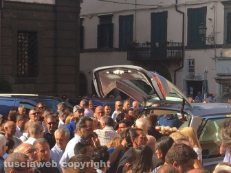 Vetralla - I funerali di Luciano Di Gregorio e Luigina Graziani