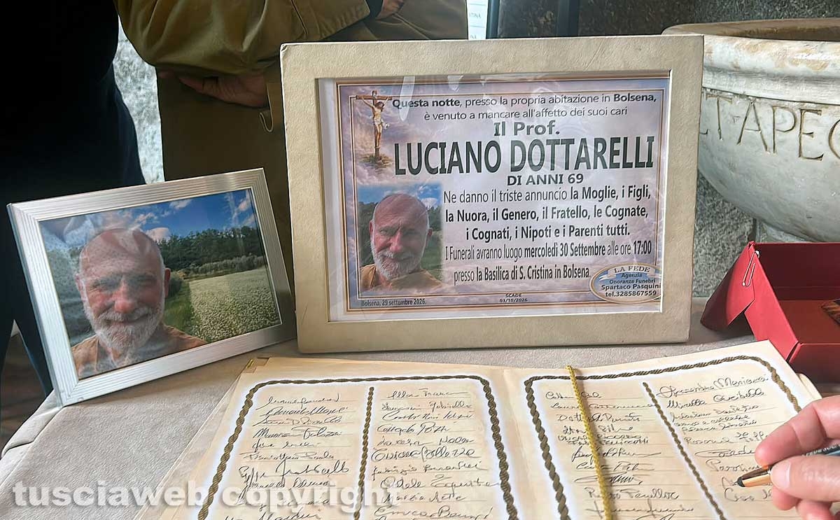 Bolsena - I funerali di Luciano Dottarelli