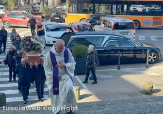 Viterbo - I funerali di Massimo Gemini alla Quercia