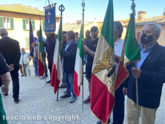 Viterbo - I funerali di Nando Signorelli