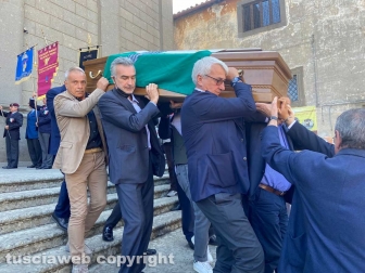 Viterbo - I funerali di Nando Signorelli