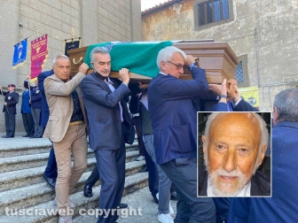 Viterbo - I funerali di Nando Signorelli