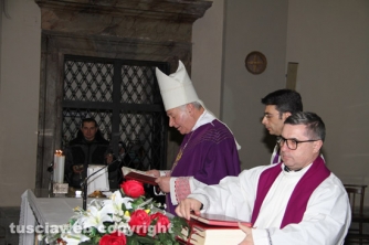 I funerali di Nello –  La celebrazione