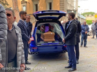 Viterbo - Omicidio in via San Luca - I funerali di Norveo Fedeli