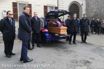 Viterbo - Omicidio in via San Luca - I funerali di Norveo Fedeli