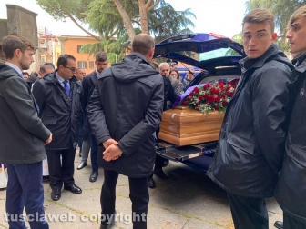 Viterbo - Omicidio in via San Luca - I funerali di Norveo Fedeli