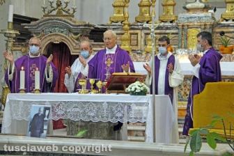 I funerali di Padre Mario Mattei