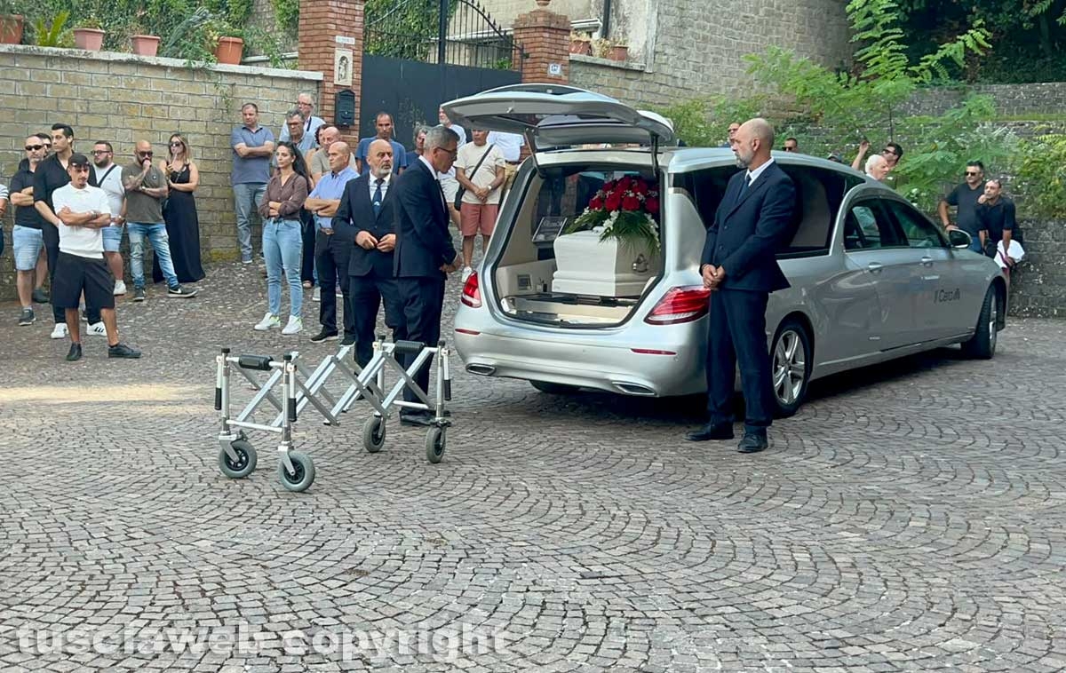 Marte - I funerali di Rachele Ferrara