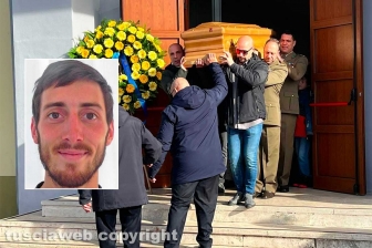 I funerali di Riccardo D'Angeli - Nel riquadro: Riccardo D'Angeli