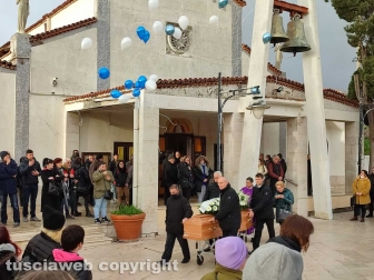 Civitavecchia - I funerali di Sara Girelli