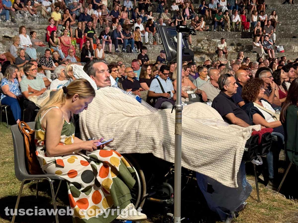 Tuscia in jazz for sla - Pablo Reyes e i Gipsy kings a Ferento - Italo Leali con la sorella Alessia