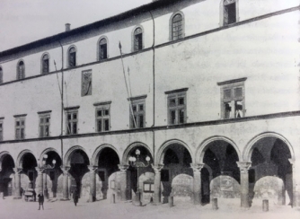 Piazza del Comune nel 1920