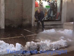 Emergenza neve, i lavori dentro le mura - Via Marconi