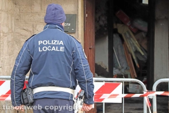 I locali andati a fuoco nella palazzina al Carmine