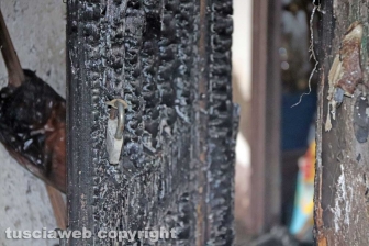 I locali andati a fuoco nella palazzina al Carmine