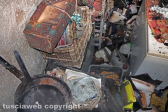 I locali andati a fuoco nella palazzina al Carmine