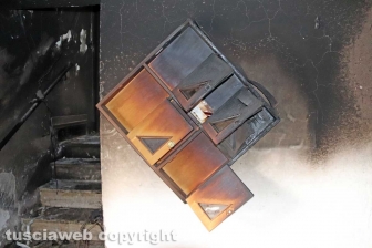 I locali andati a fuoco nella palazzina al Carmine