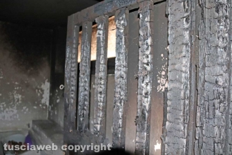I locali andati a fuoco nella palazzina al Carmine