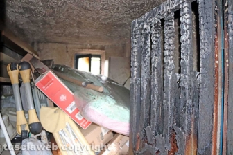 I locali andati a fuoco nella palazzina al Carmine