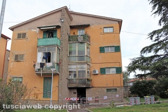 I locali andati a fuoco nella palazzina al Carmine