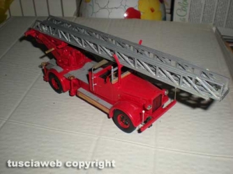 I modellini dei mezzi dei vigili del fuoco di Valter Favilla