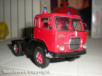 I modellini dei mezzi dei vigili del fuoco di Valter Favilla