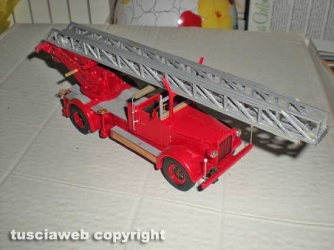 I modellini dei mezzi dei vigili del fuoco di Valter Favilla