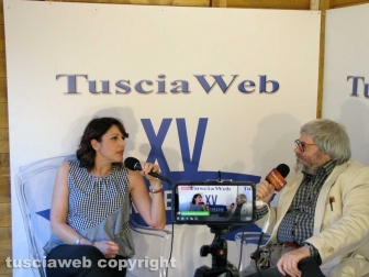 Caffeina - Carlo Galeotti intervista Annamaria Valeriano, saggista e autrice del libro Malacarne