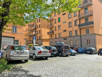 Viterbo - Il parcheggio di piazza Sant'Agostino
