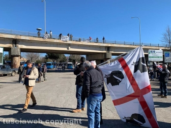 Viterbo - La protesta dei pastori sul prezzo del latte