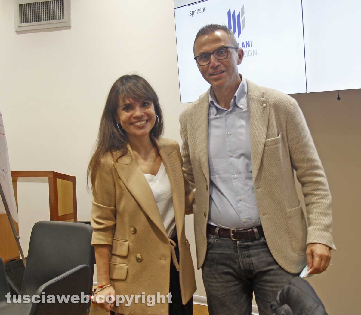 I pirati della bellezza - Mariangela Pira con Andrea Belli