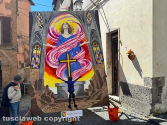 Acquapendente - I Pugnaloni - Gruppo porta Romana in piazza Nazario Sauro
