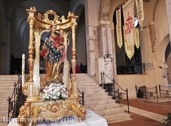 Acquapendente - I Pugnaloni al duomo