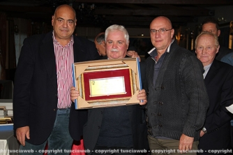 Facchini di S. Rosa - Franco Monti