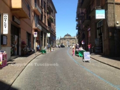 I saldi sulla bancarella