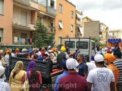 Viterbo - I sikh invadono il Pilastro